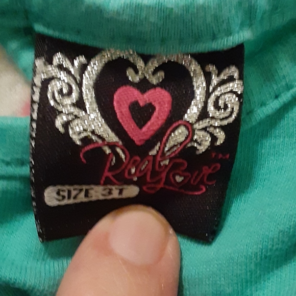 3@$12. Real Love unicorn shirt size 3t - Picture 2 of 3